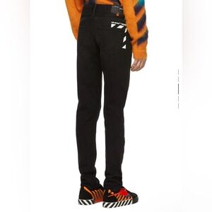 【 DEFECTIVE】 Off-White Black Slim Jeans | Size 34